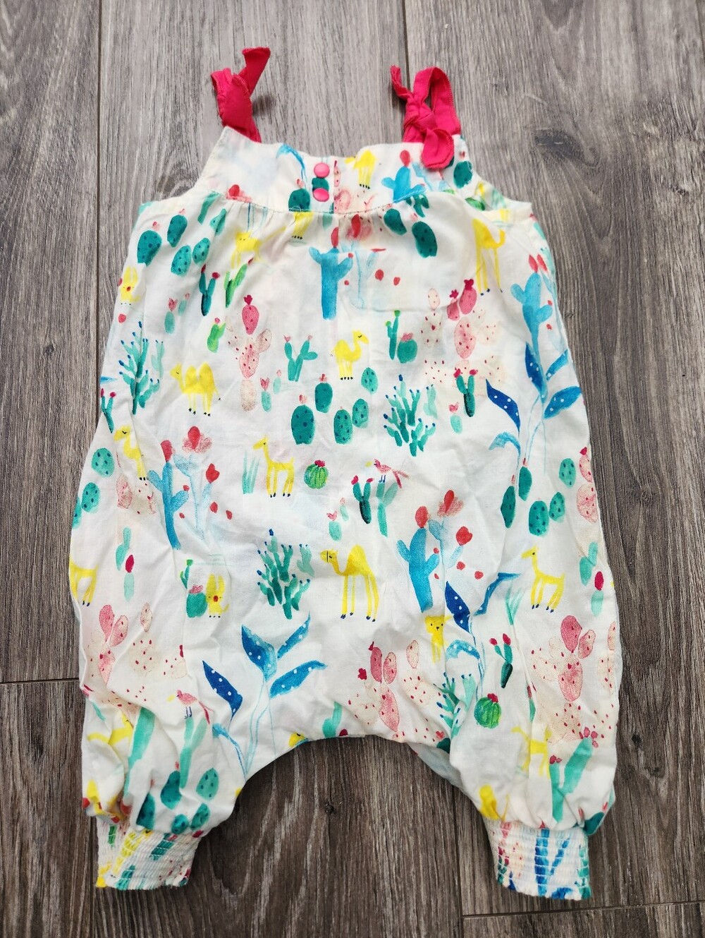 Catimini White Romper with Multicolor Desert Motif and Pink Ties 9 Months Cotton